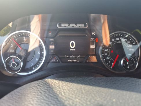 Used 2023 RAM 1500 Big Horn AWD/4WD image 19