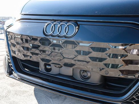 Used 2025 Audi RS e-tron GT performance w/ 21" Wheel Package image 5