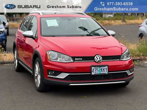 Used 2017 Volkswagen Golf Alltrack SE AWD/4WD image 1