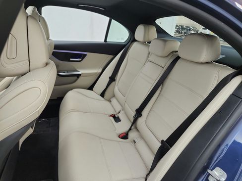 Used 2024 Mercedes-Benz C 300 Sedan image 16