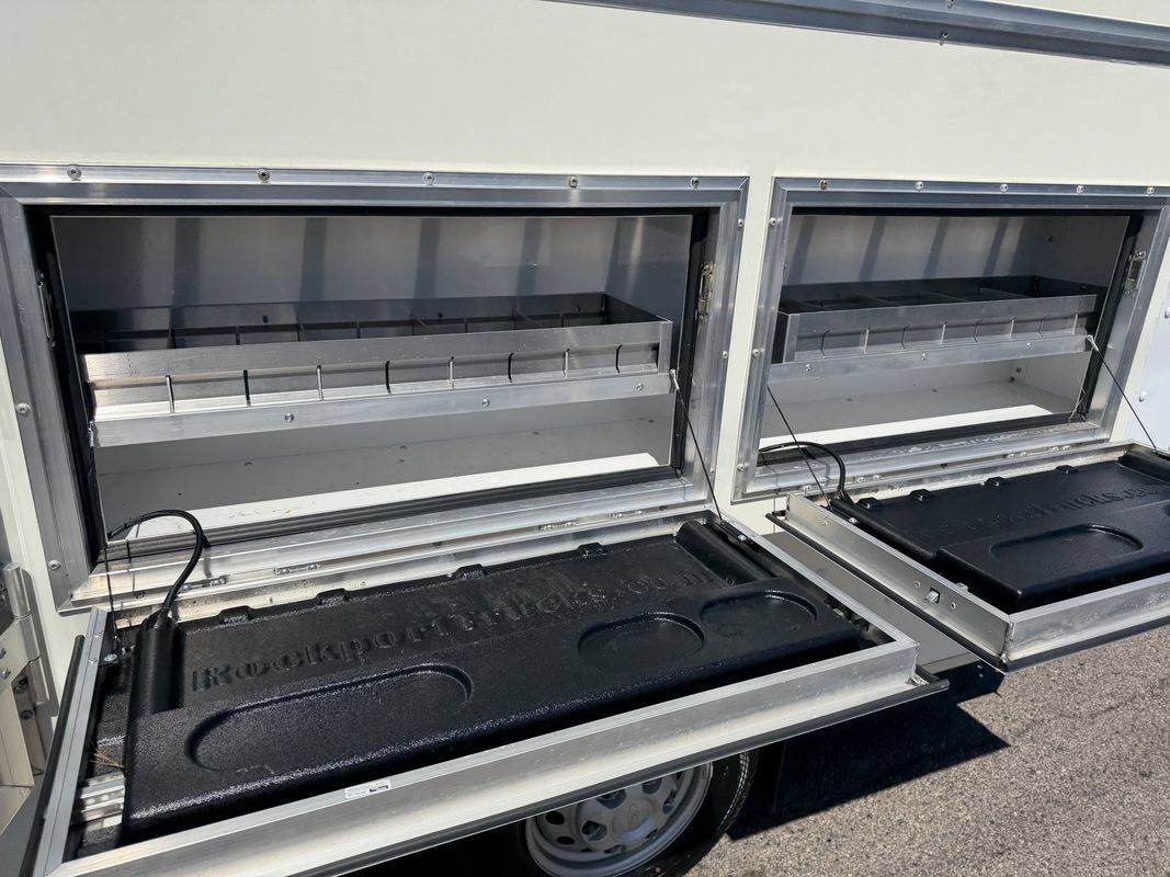 Used 2024 Ford Transit 350 RWD image 39