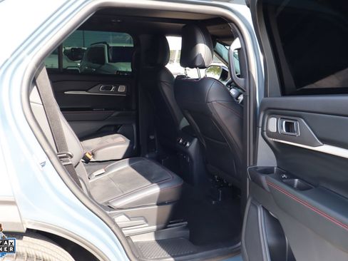 Certified 2026 Ford Explorer ST w/ Sun And Sound Package AWD/4WD image 29