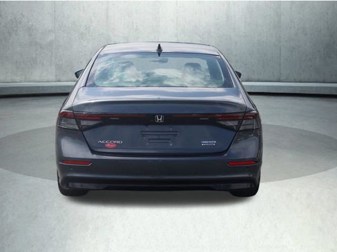 Used 2023 Honda Accord Touring image 19
