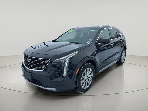 Used 2020 Cadillac XT4 Premium Luxury image 3