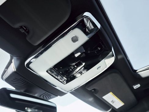 Used 2019 Rolls-Royce Cullinan image 81