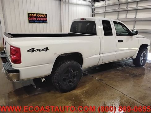 Used 2006 Dodge Dakota SLT w/ Trailer Tow Group image 2