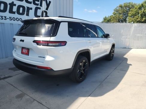 New 2025 Jeep Grand Cherokee L Limited w/ Luxury Tech Group II image 18