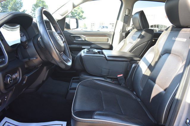 Used 2022 RAM 1500 Laramie AWD/4WD image 16