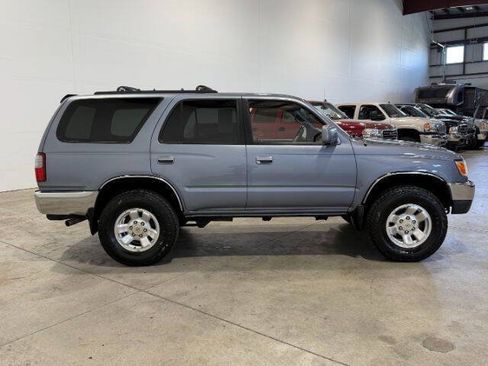 Used 1996 Toyota 4Runner SR5 AWD/4WD image 7