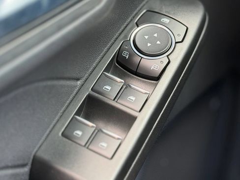Used 2022 Ford Escape Titanium AWD/4WD image 19