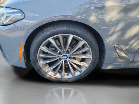 Used 2021 BMW 530i w/ Convenience Package RWD image 30