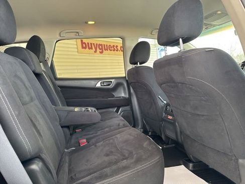 Used 2013 Nissan Pathfinder SV image 24