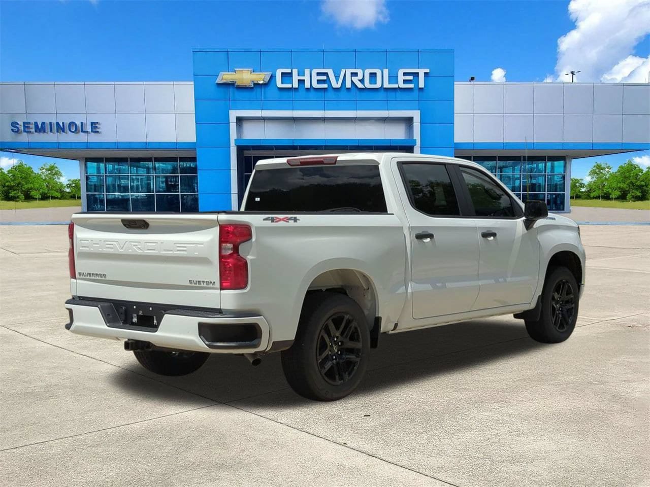 Used 2026 Chevrolet Silverado 1500 Custom AWD/4WD image 4