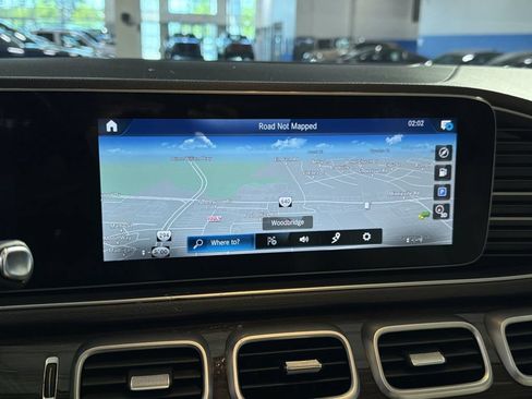 Used 2021 Mercedes-Benz GLE 350 4MATIC image 23
