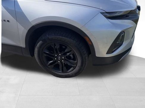 Used 2020 Chevrolet Blazer LT FWD image 13