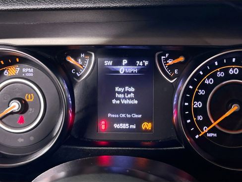 Used 2020 Jeep Wrangler Unlimited Sport S image 23