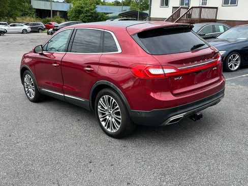 Used 2016 Lincoln MKX Reserve w/ Technology Package AWD/4WD image 4