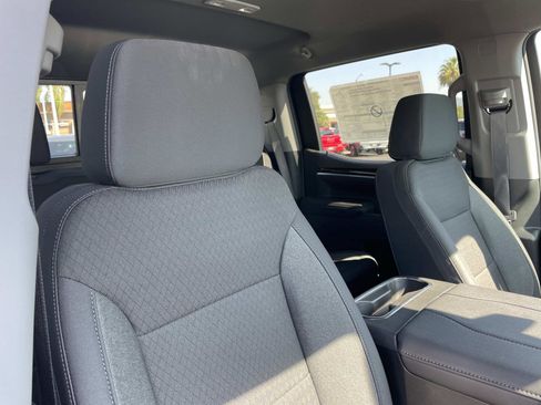 New 2026 GMC Sierra 1500 Elevation image 29