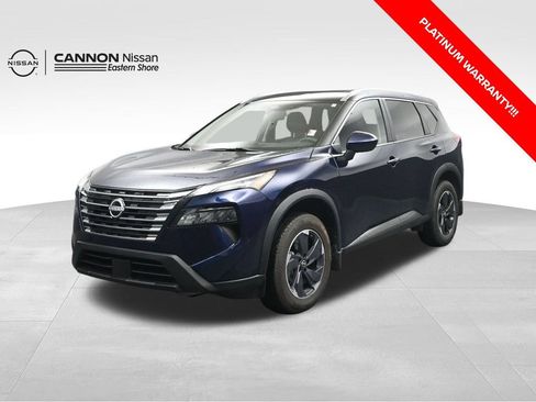 Used 2024 Nissan Rogue SV w/ SV Premium Package FWD image 1