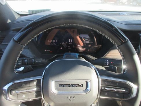 New 2026 GMC Acadia Denali Ultimate image 18