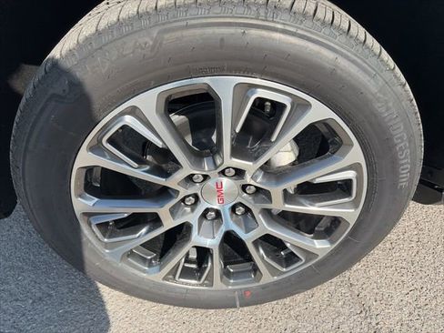 New 2026 GMC Yukon XL Denali w/ Sun & Power Step Package image 10