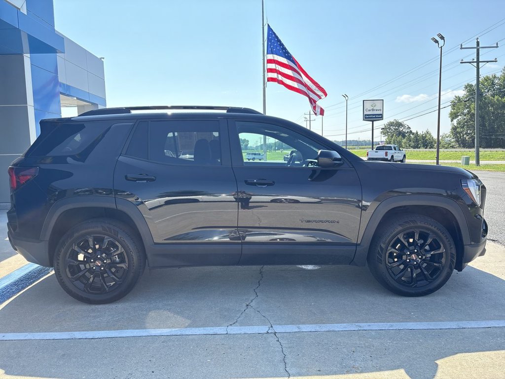 Used 2026 GMC Terrain Elevation w/ Elevation Premium Package AWD/4WD image 9