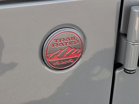 Certified 2021 Jeep Wrangler Unlimited Rubicon image 33