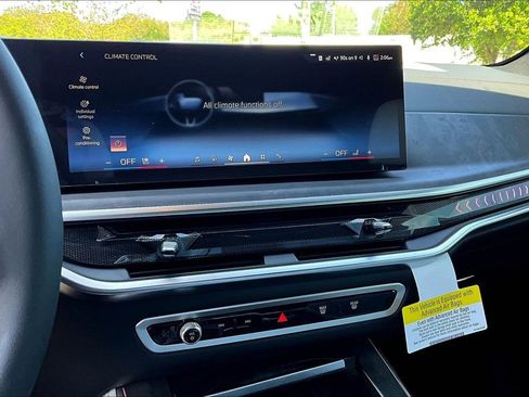 New 2026 BMW X5 xDrive40i w/ Climate Comfort Package image 17