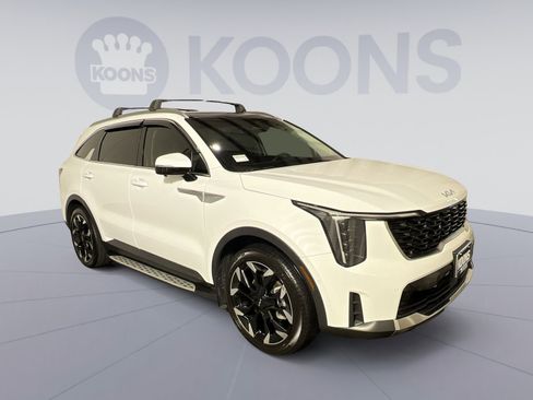Used 2024 Kia Sorento SX FWD image 2