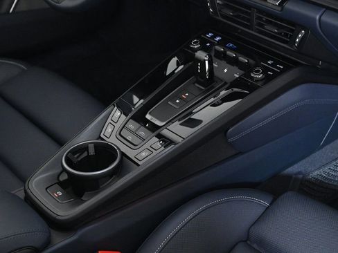 Certified 2025 Porsche 911 Carrera GTS image 31