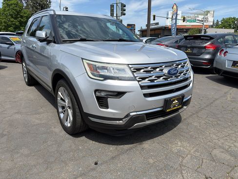 Used 2018 Ford Explorer Limited AWD/4WD image 11