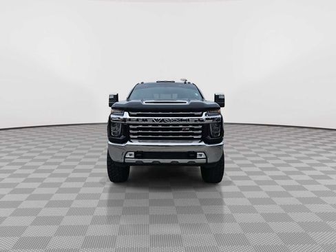 Used 2020 Chevrolet Silverado 2500 LTZ w/ LTZ Convenience Package AWD/4WD image 3