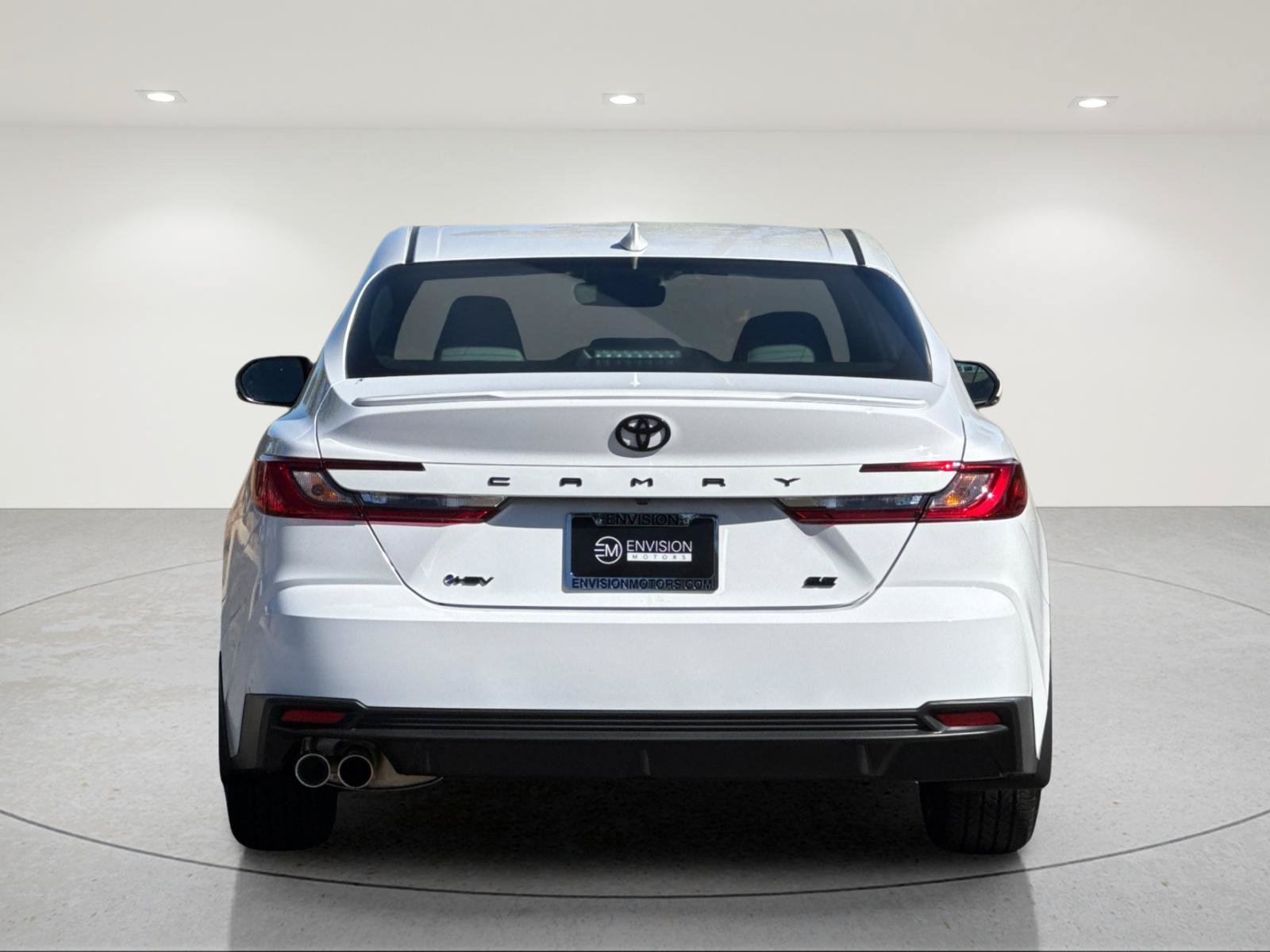 Used 2026 Toyota Camry SE w/ Multimedia Upgrade Package FWD image 5