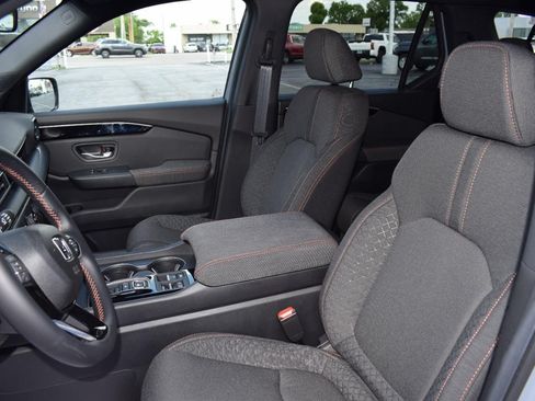 New 2026 Honda Pilot Sport image 19