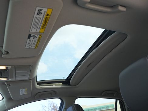 Certified 2018 Acura RDX FWD w/ Advance Package image 24