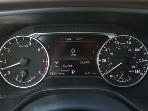 Used 2022 Nissan Rogue SV image 23