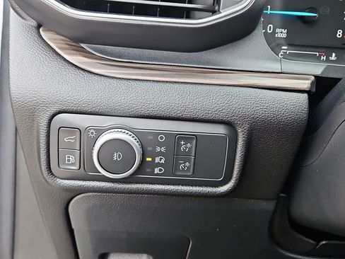 Used 2022 Ford Explorer Limited w/ Hybrid Equipment Group 310A AWD/4WD image 22
