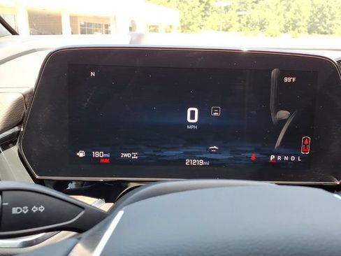 Used 2025 Chevrolet Tahoe Premier AWD/4WD image 26