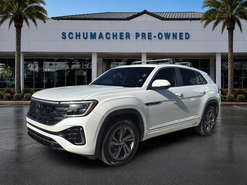 Certified 2024 Volkswagen Atlas Cross Sport SEL R-Line AWD/4WD image 3