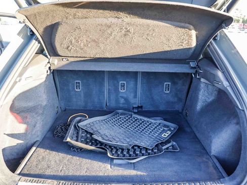 Used 2022 Audi Q3 2.0T Premium image 30