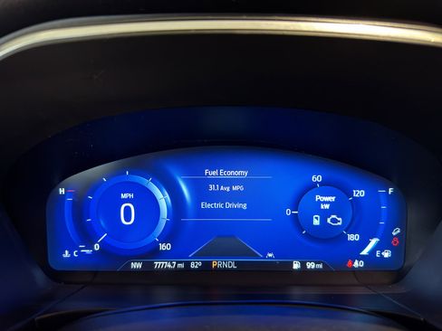 Used 2022 Ford Escape Titanium FWD image 10