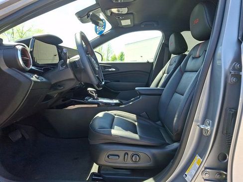 Used 2025 Chevrolet Trax RS w/ Driver Confidence Package FWD image 15