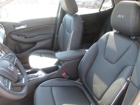 New 2026 Buick Encore GX Sport Touring AWD/4WD image 11