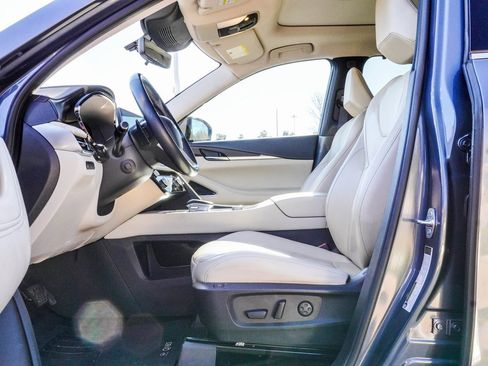 Certified 2022 INFINITI QX60 Sensory w/ Vision Package image 16