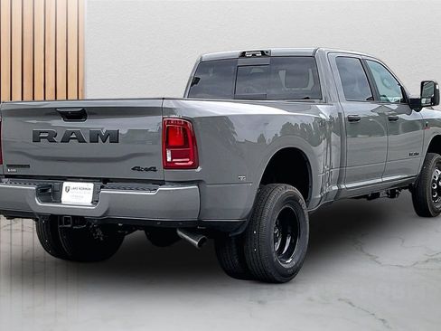 New 2026 RAM 3500 Big Horn AWD/4WD image 9