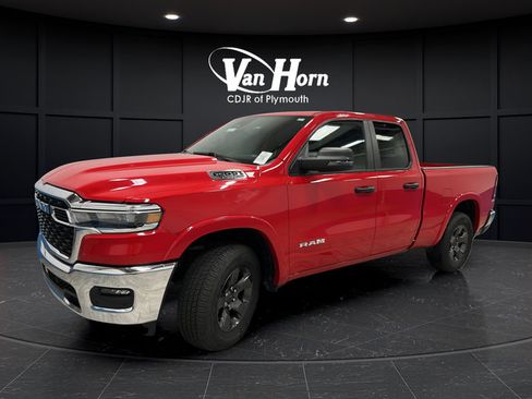 Used 2025 RAM 1500 Big Horn AWD/4WD image 4