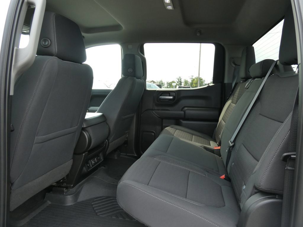 Certified 2020 Chevrolet Silverado 1500 LT w/ All-Star Edition AWD/4WD image 18