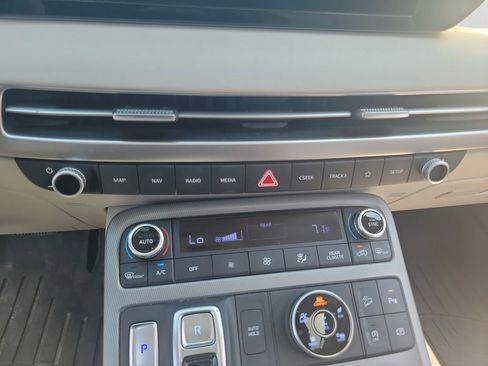 Used 2023 Hyundai Palisade Limited AWD/4WD image 22