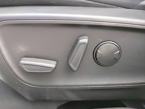 Used 2023 Ford Escape ST-Line w/ Tech Pack #1 FWD image 17