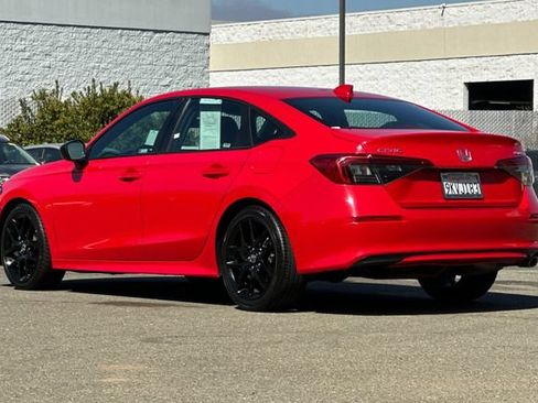 Used 2024 Honda Civic Sport image 6